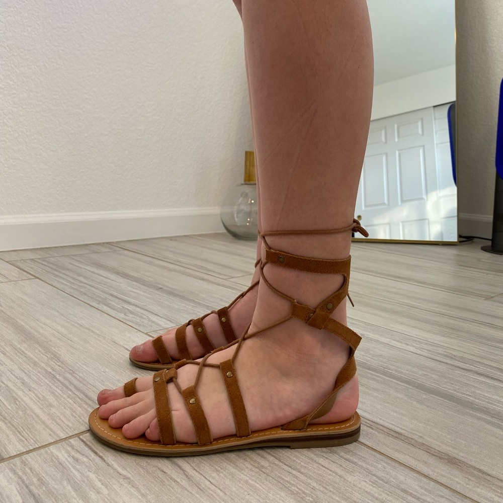 American Eagle Brown Sandals